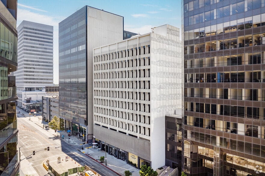 6404 Wilshire Blvd, Los Angeles, CA for lease - Primary Photo - Image 1 of 29