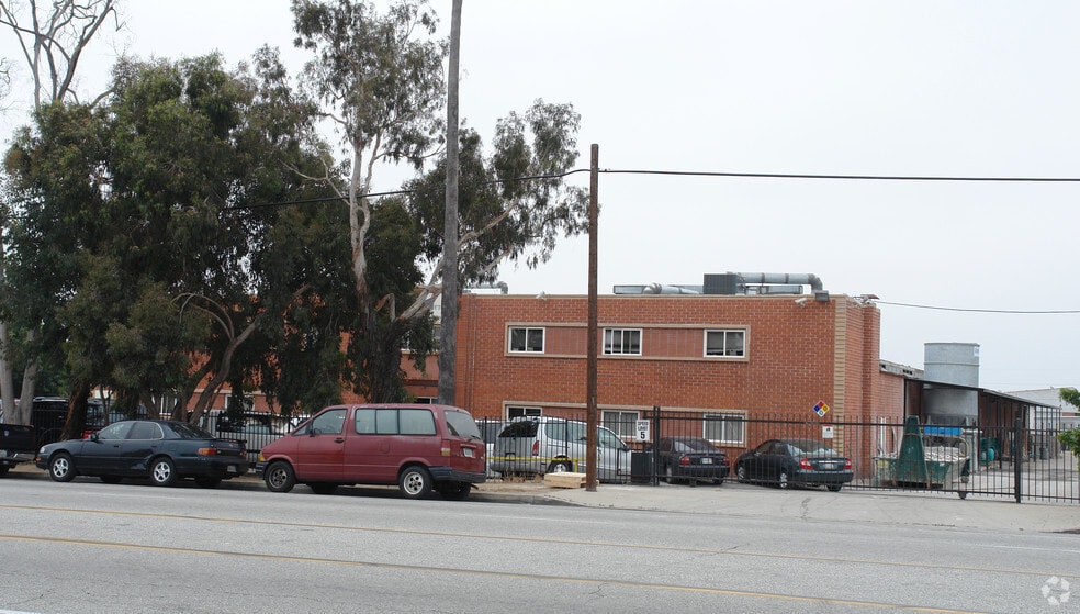 14815 S Broadway, Gardena, CA for lease - Building Photo - Image 3 of 4