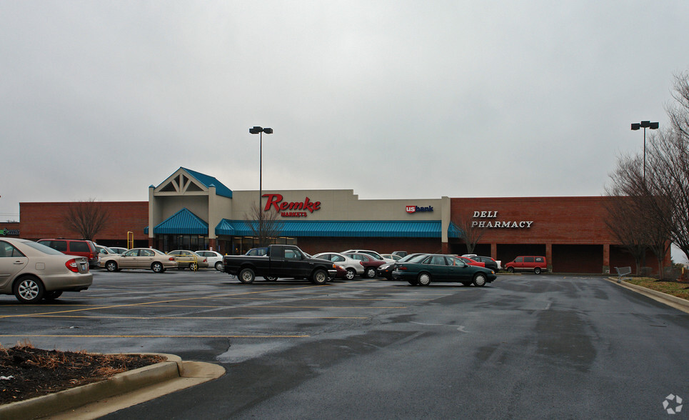 6920 Burlington Pike, Florence, KY for lease - Building Photo - Image 3 of 4