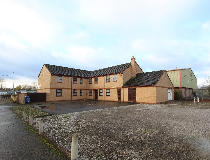 Thorpe House portfolio of 2 properties for sale on LoopNet.com - Building Photo - Image 2 of 6