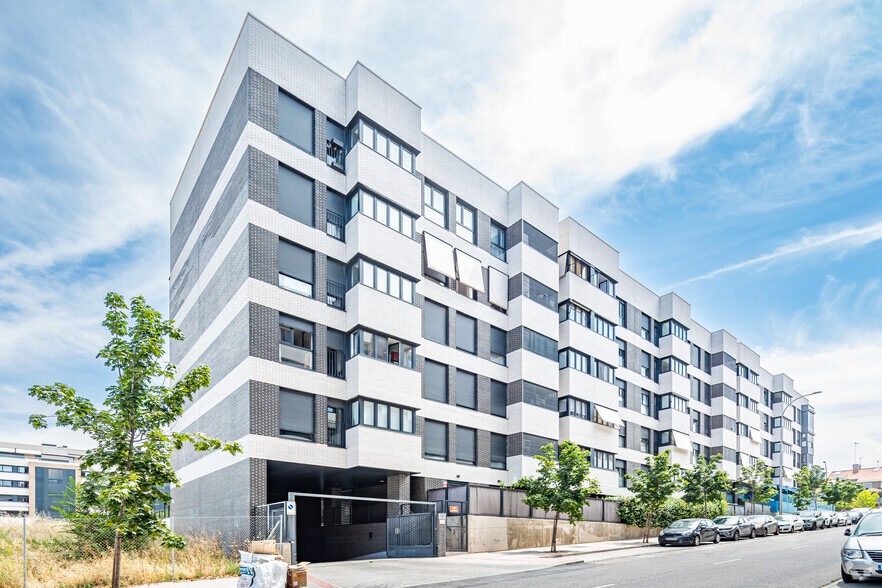 Calle María Montessori, 2, Madrid, Madrid for sale - Building Photo - Image 3 of 3