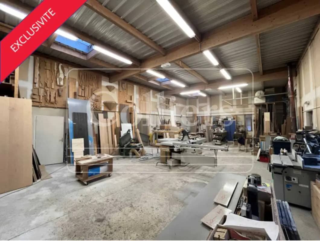 Flex in Meyreuil for sale Interior Photo- Image 1 of 17