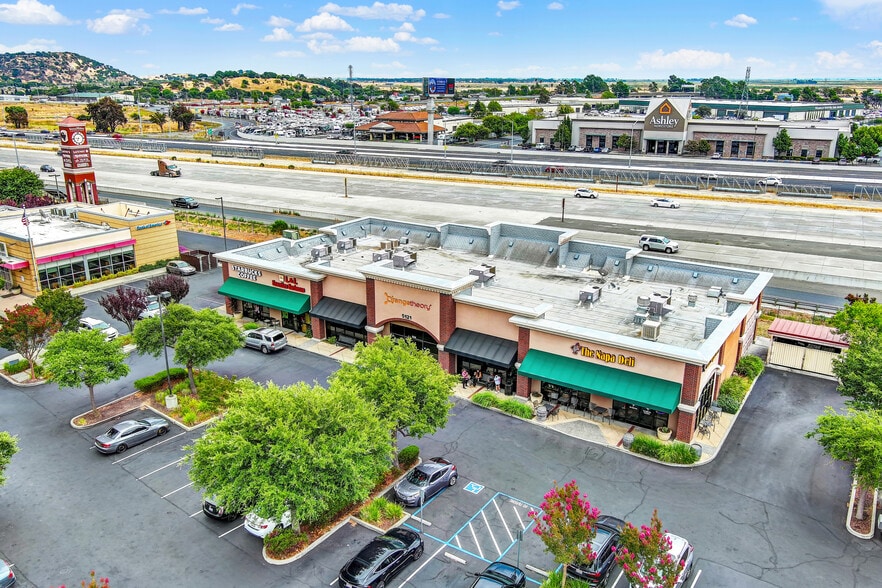 5121 Business Center Dr, Fairfield, CA for lease - Building Photo - Image 1 of 2