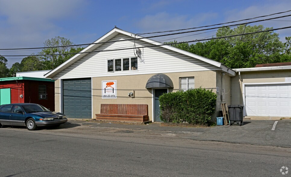 1311 Jackson Bluff Rd, Tallahassee, FL for sale - Building Photo - Image 2 of 4