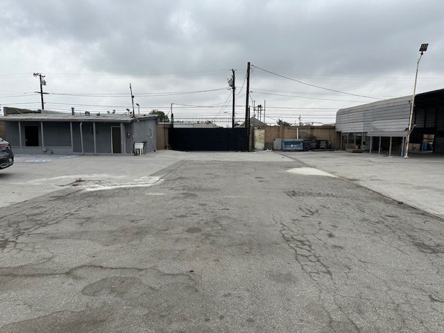 1200 S Santa Fe Ave, Compton, CA for lease - Building Photo - Image 3 of 10