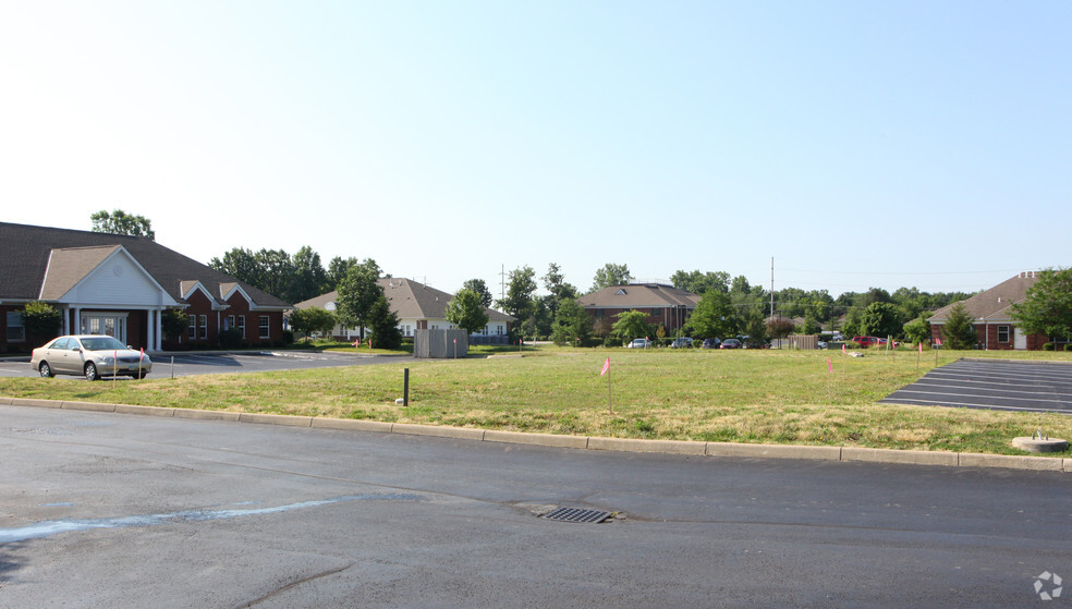 592 Office Pky, Westerville, OH for lease - Building Photo - Image 3 of 3