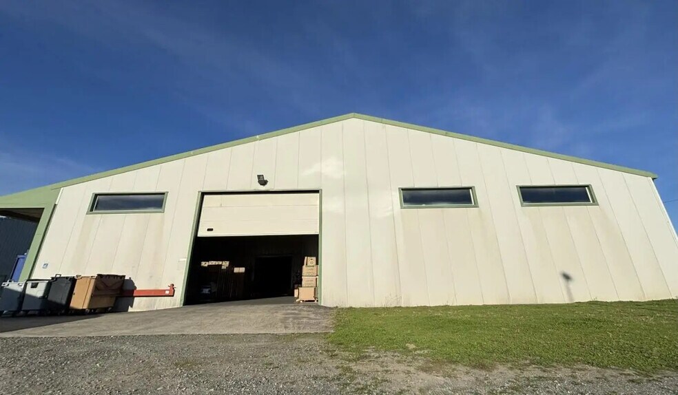 Flex in Noé for sale - Building Photo - Image 1 of 20