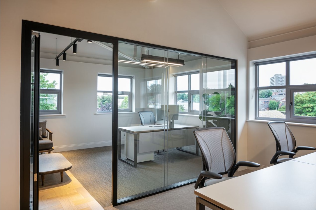 45 Waterloo Rd, Stockport for lease Interior Photo- Image 1 of 5