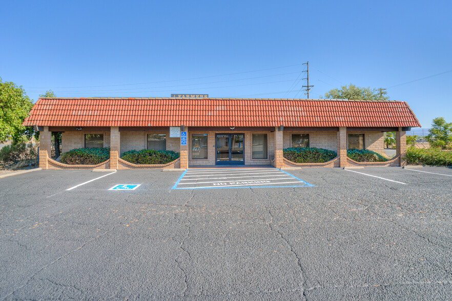 2950 Feather River Blvd, Oroville, CA for sale - Primary Photo - Image 1 of 47