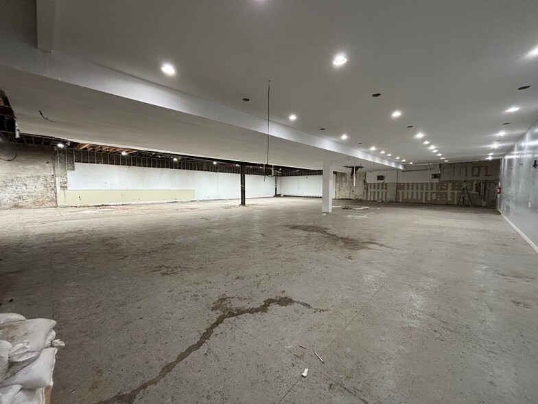 2179 Clarendon Rd, Brooklyn, NY for sale - Building Photo - Image 2 of 8