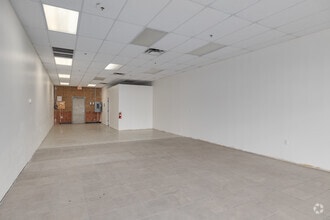 4425-4545 E Mckellips Rd, Mesa, AZ for lease Interior Photo- Image 1 of 2