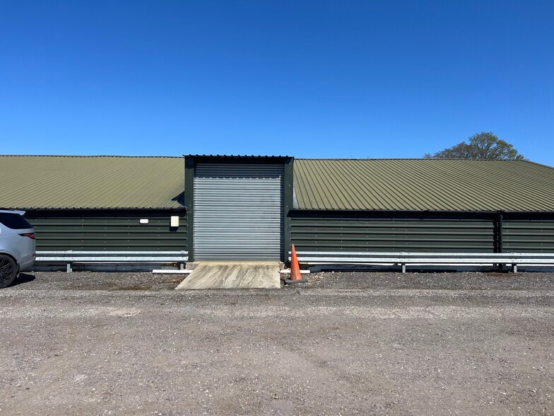 4-4F Billingshurst Rd, Coolham for lease - Building Photo - Image 2 of 3