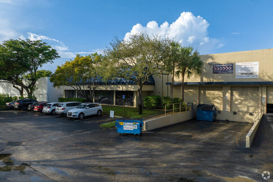 1721 Blount Rd, Pompano Beach, FL for sale - Building Photo - Image 3 of 17