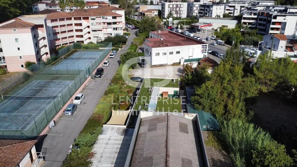 Industrial in Cagnes-sur-Mer for lease - Building Photo - Image 3 of 15