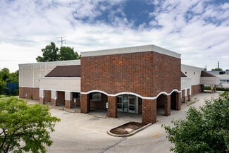 More details for 6330 N 76th St, Milwaukee, WI - Retail for Lease