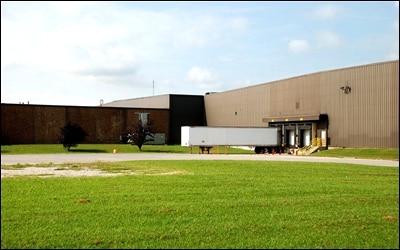 71 Wisteria St, Jackson, TN for lease - Primary Photo - Image 1 of 3