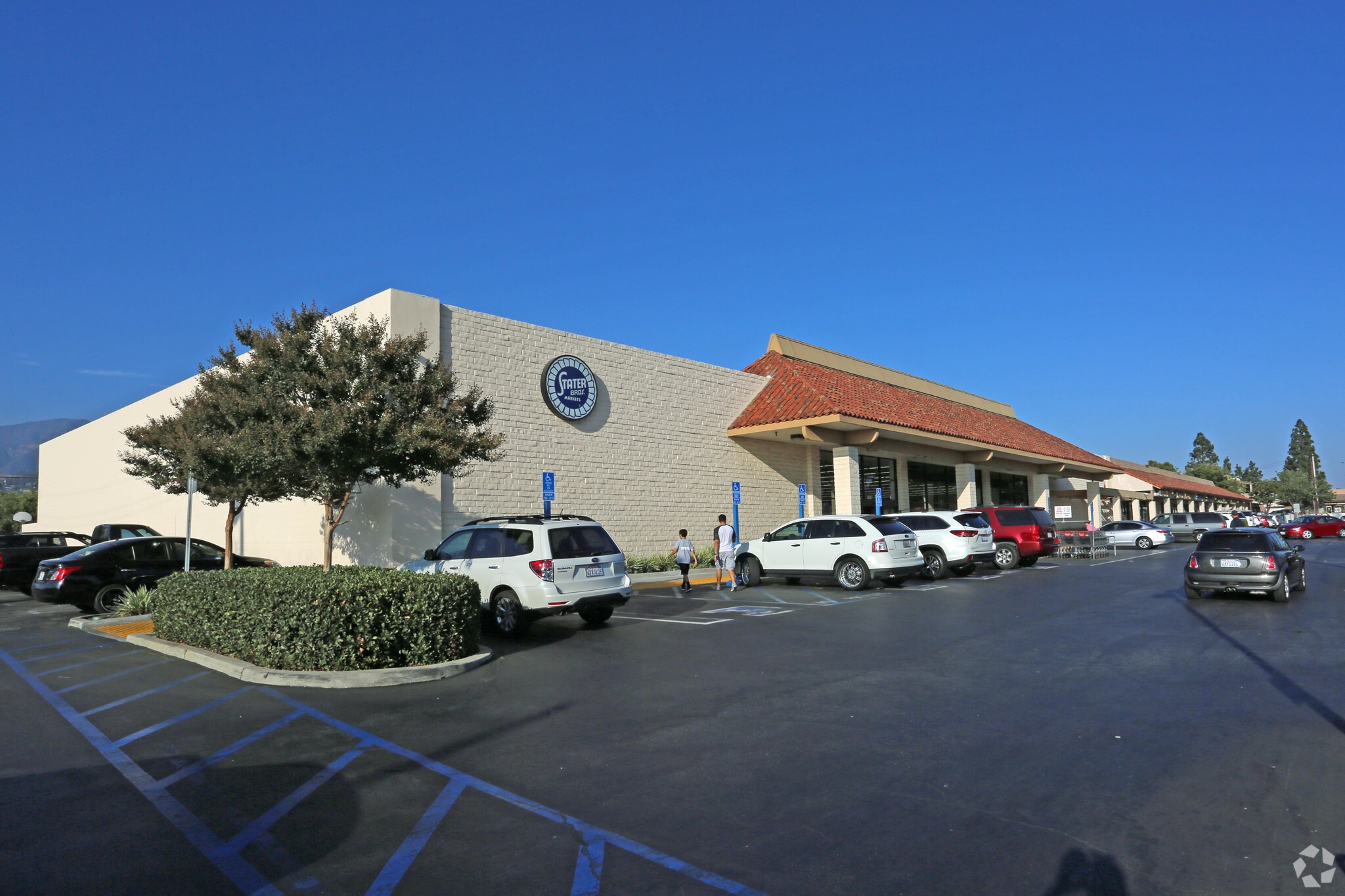 1011-1065 W Foothill Blvd, Claremont, CA for sale Primary Photo- Image 1 of 1