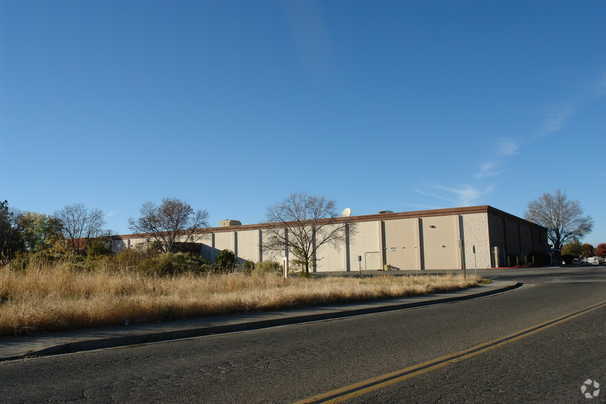 2805 Bell Rd, Auburn, CA for lease - Building Photo - Image 2 of 5