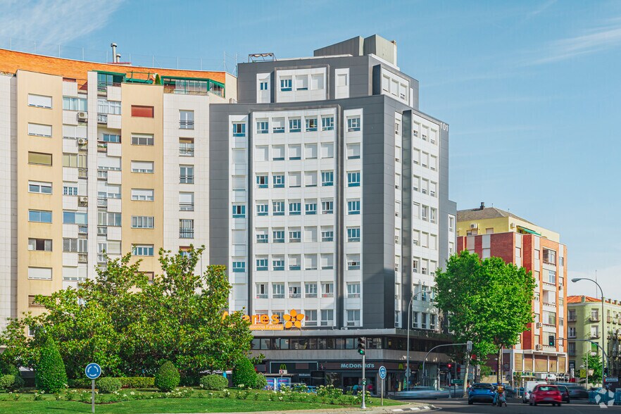 Calle de Bravo Murillo, 101, Madrid, Madrid for lease - Building Photo - Image 2 of 4