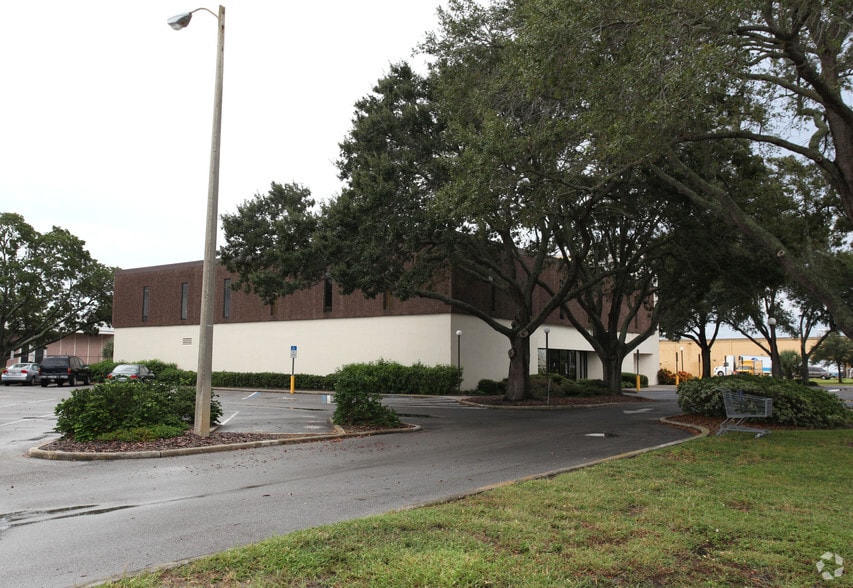 2170 Rainbow Dr, Clearwater, FL for lease - Building Photo - Image 2 of 6