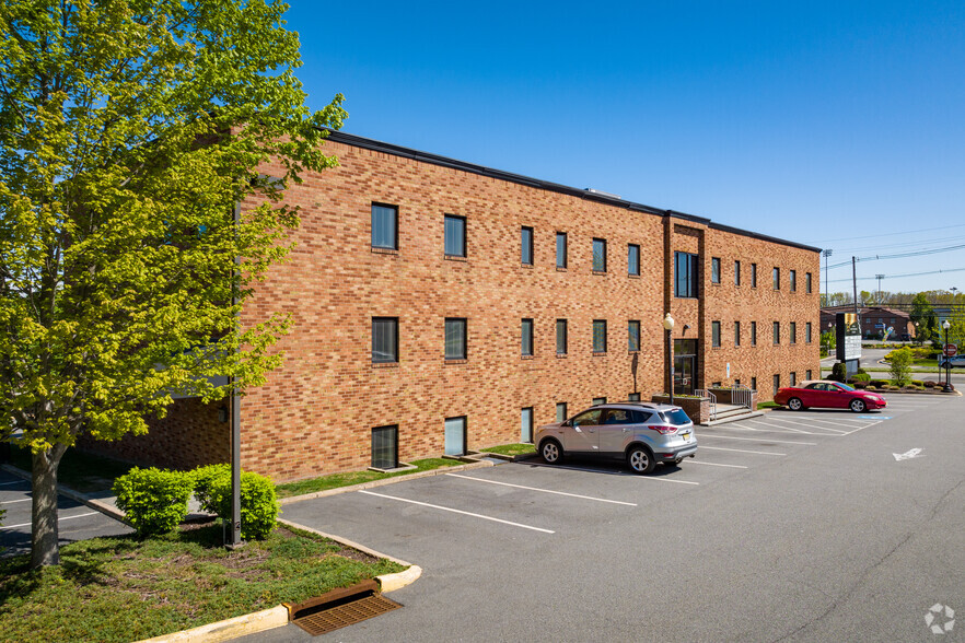 1280 Route 46, Parsippany, NJ for lease - Building Photo - Image 3 of 6