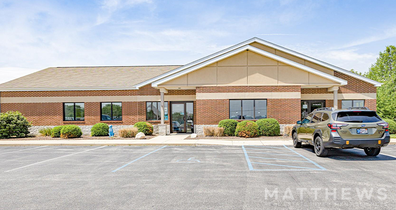 638 N Main St, Hebron, IN for sale - Primary Photo - Image 1 of 1