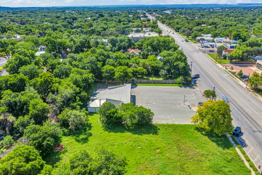 812 W Main St, Fredericksburg, TX for sale - Aerial - Image 1 of 1