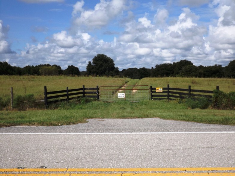24681 State Road 33, Leesburg, FL for sale - Primary Photo - Image 1 of 1