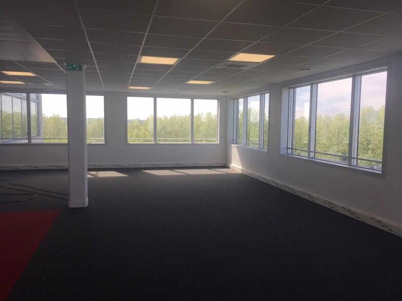 23 Allée Des Impressionnistes, Villepinte for sale - Interior Photo - Image 3 of 4