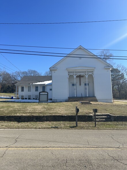 2720 Fly Rd, Santa Fe, TN for sale - Primary Photo - Image 1 of 17