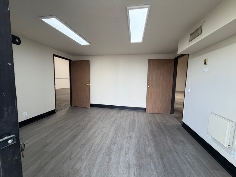 1440 Brooks St, Ontario, CA for lease - Building Photo - Image 3 of 5