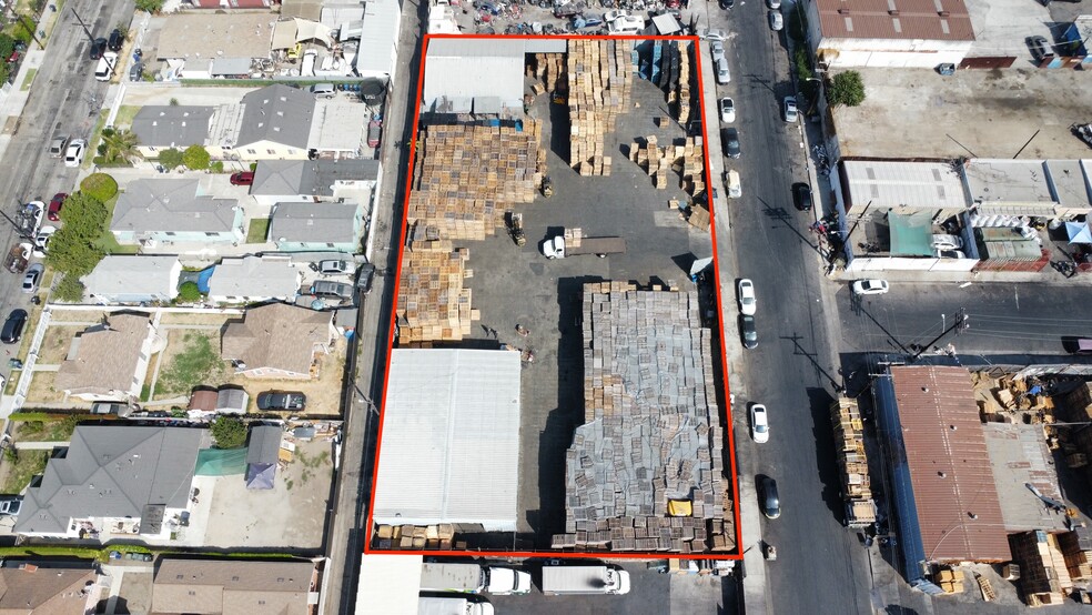 9323 Laurel St, Los Angeles, CA for lease - Building Photo - Image 3 of 4