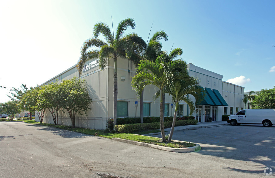 2250 NW 15th Ave, Pompano Beach, FL for sale - Building Photo - Image 1 of 1