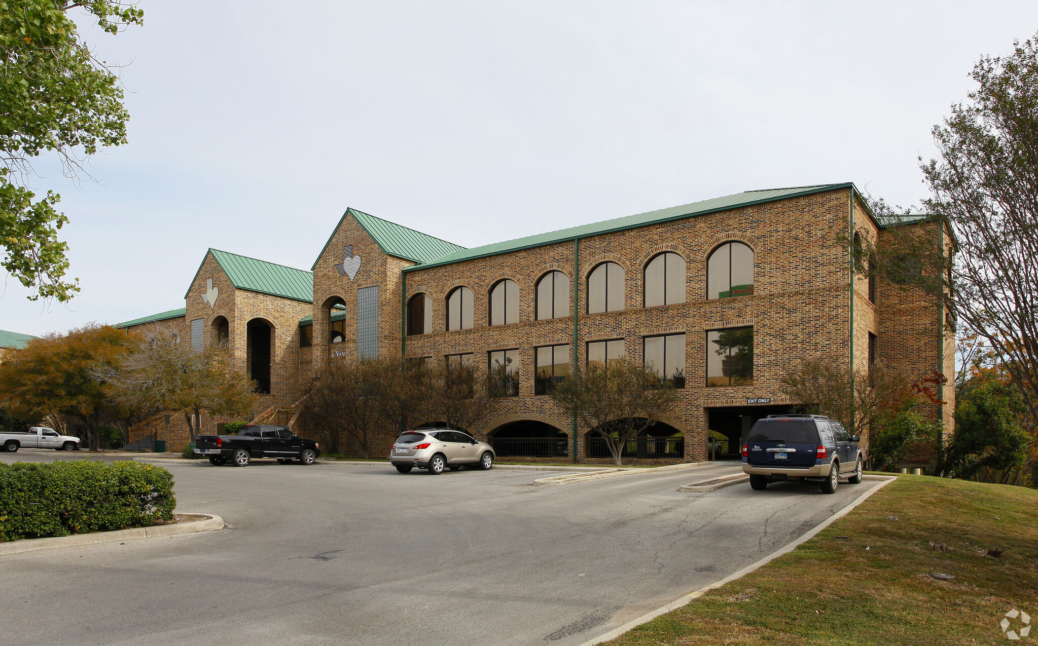 1933 NE Loop 410, San Antonio, TX for sale Building Photo- Image 1 of 12