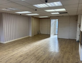 1-12 Quinton Parade, Coventry for lease Interior Photo- Image 2 of 2