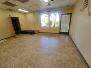 10868-10966 Combie Rd, Auburn, CA for lease Building Photo- Image 2 of 29