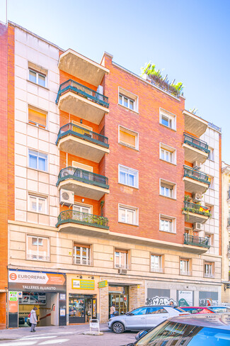 More details for Calle de Espronceda, 22, Madrid - Multifamily for Sale