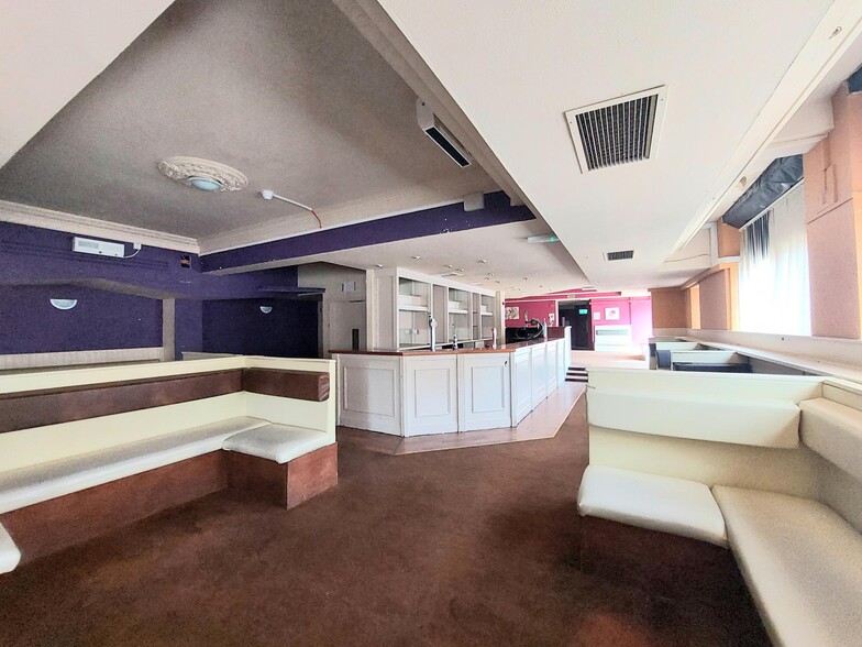 64-66 North Lindsay St, Dundee for sale - Building Photo - Image 2 of 3