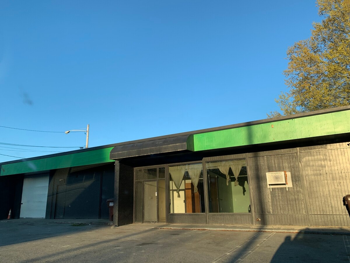 25092511 Westchester Dr, High Point, NC 27262