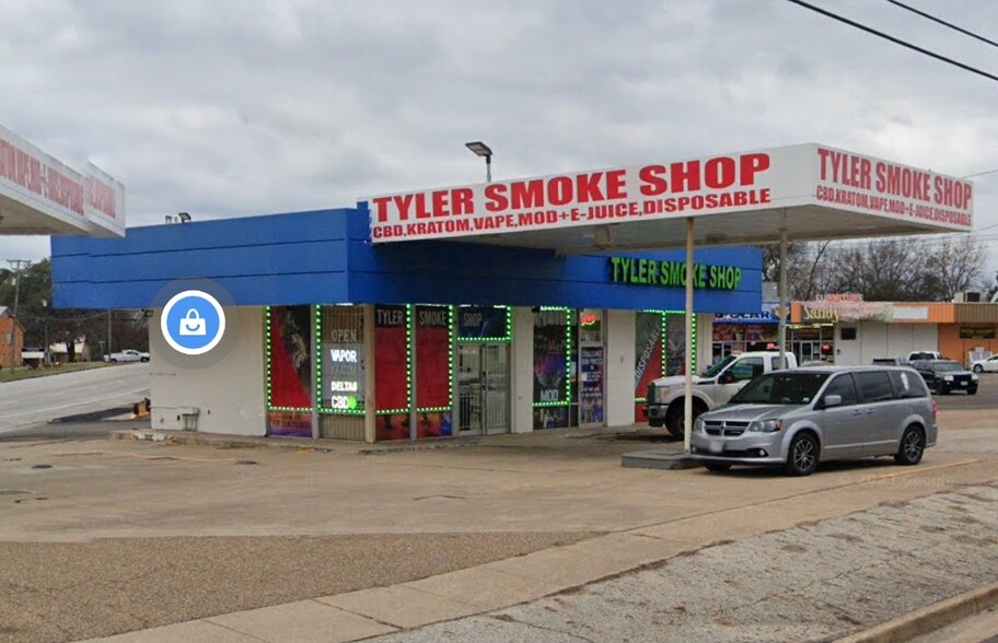 2706 W Gentry Pky, Tyler, TX 75702 Tyler Smoke Shop