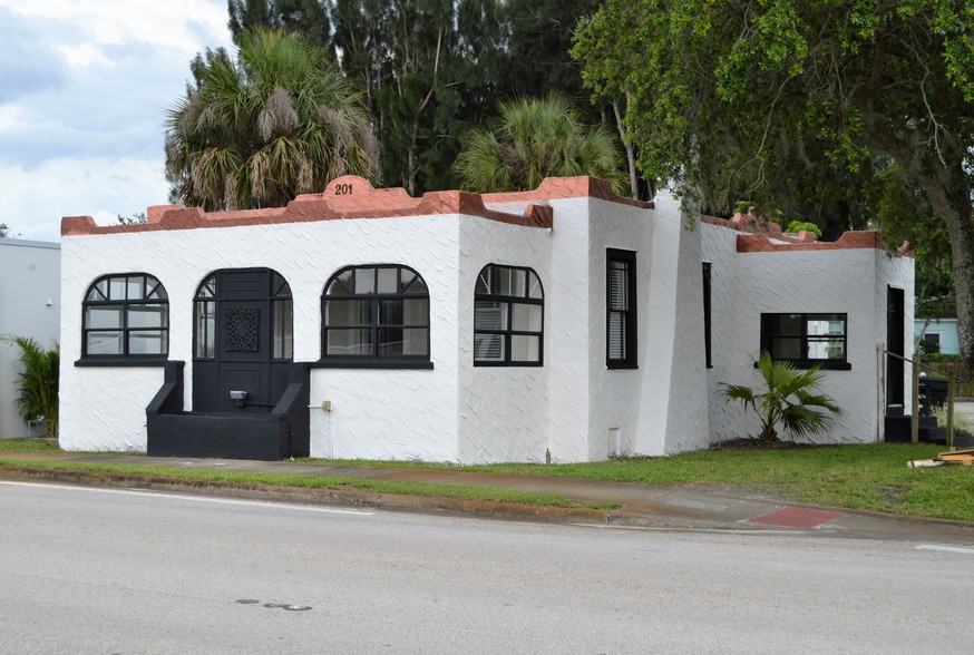 201 E New Haven Ave, Melbourne, FL for sale - Building Photo - Image 1 of 1