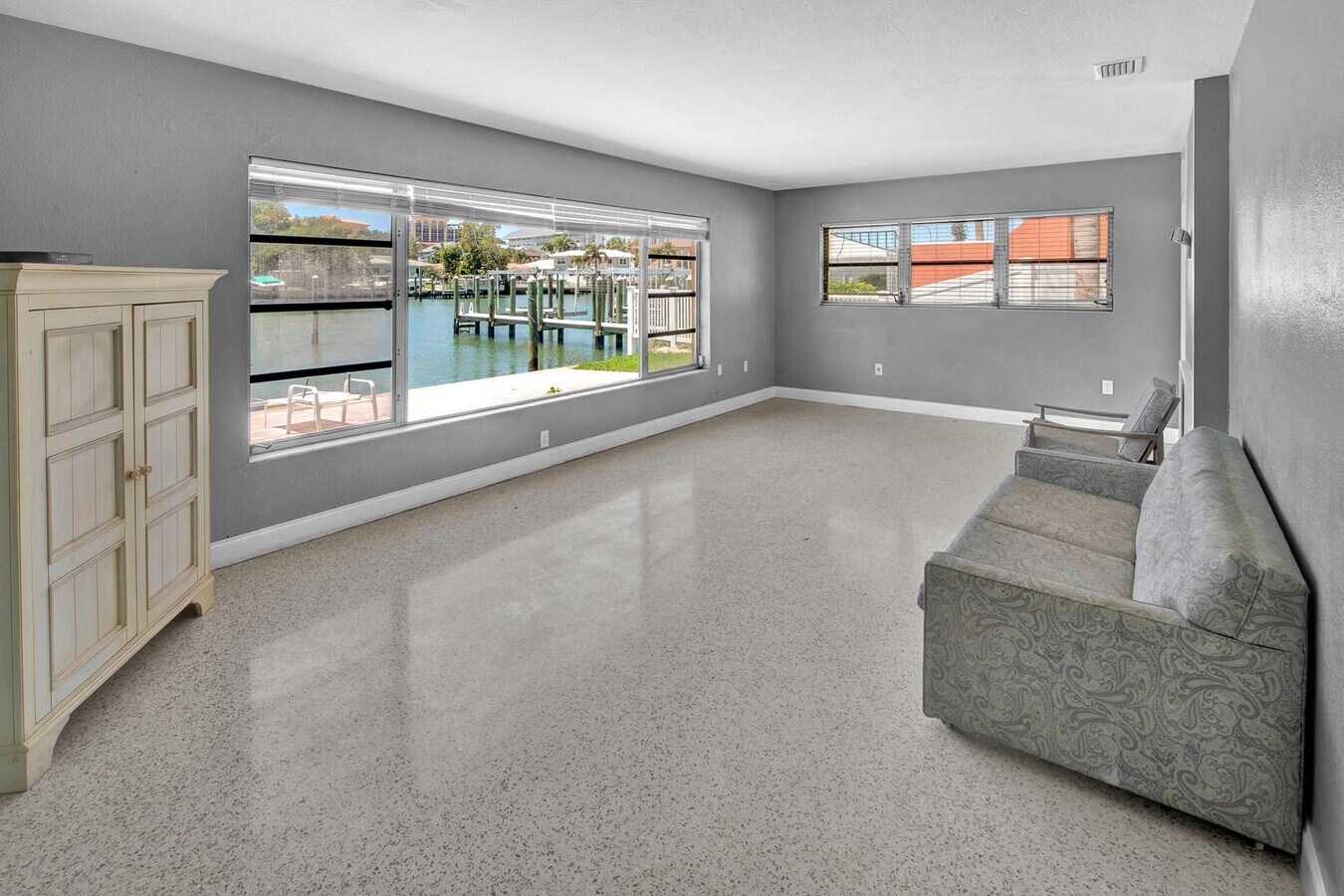 135 Brightwater Dr, Clearwater, FL 33767