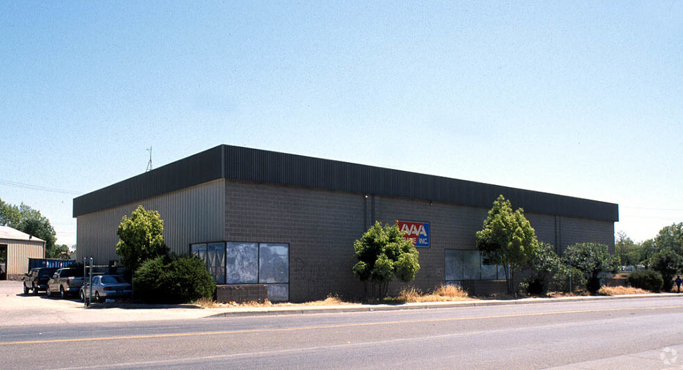 1830-1834 Auburn Blvd, Sacramento, CA for lease - Building Photo - Image 3 of 6