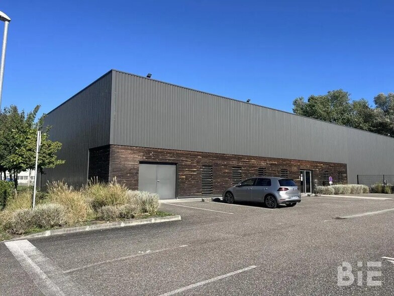 Flex in Mérignac for lease - Building Photo - Image 3 of 8