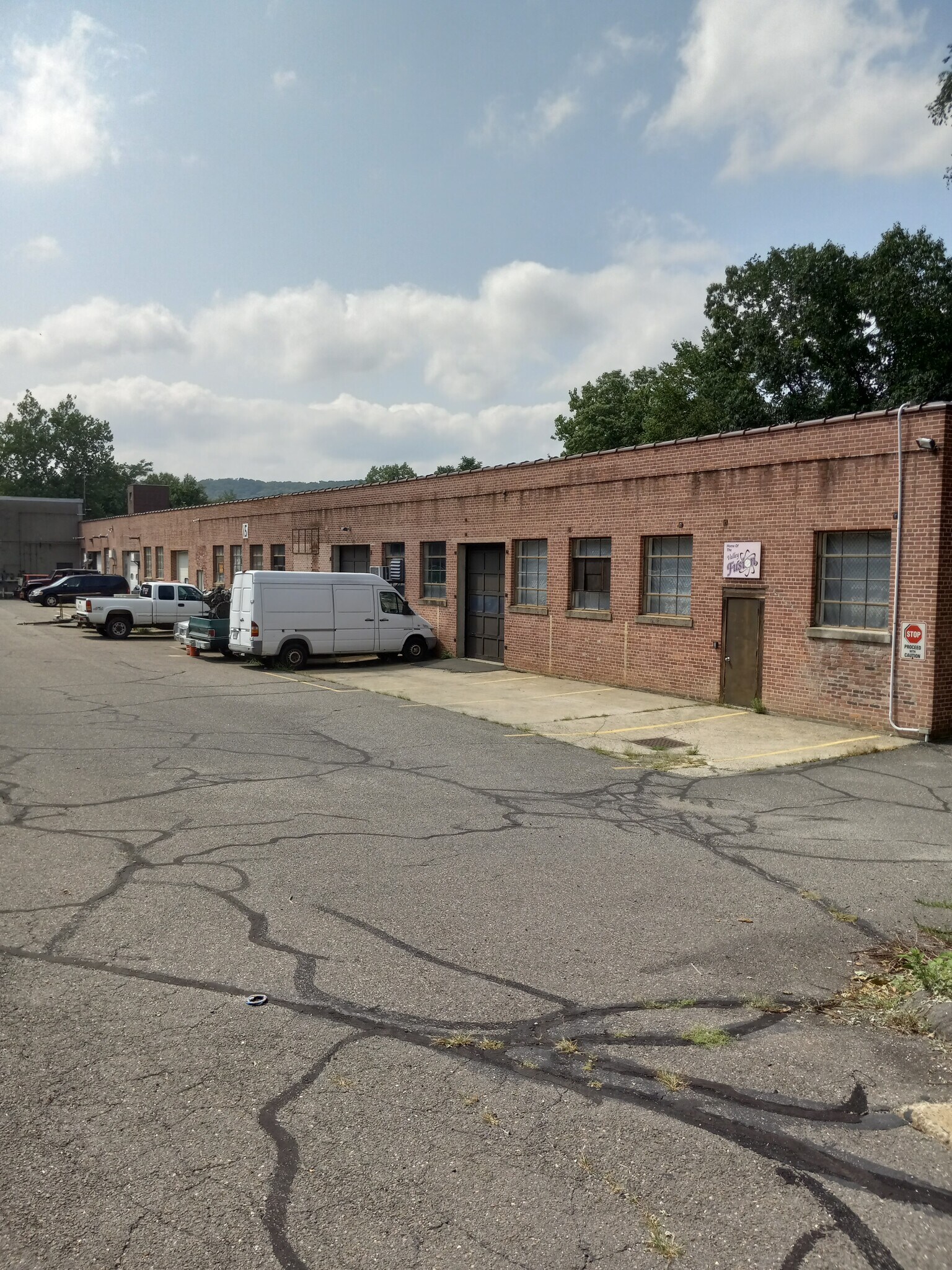 141 S Main St, Beacon Falls, CT 06403 Beacon Falls Business Park