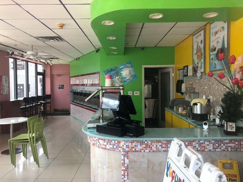 147-157 E Main St, Newark, DE for lease - Interior Photo - Image 2 of 3