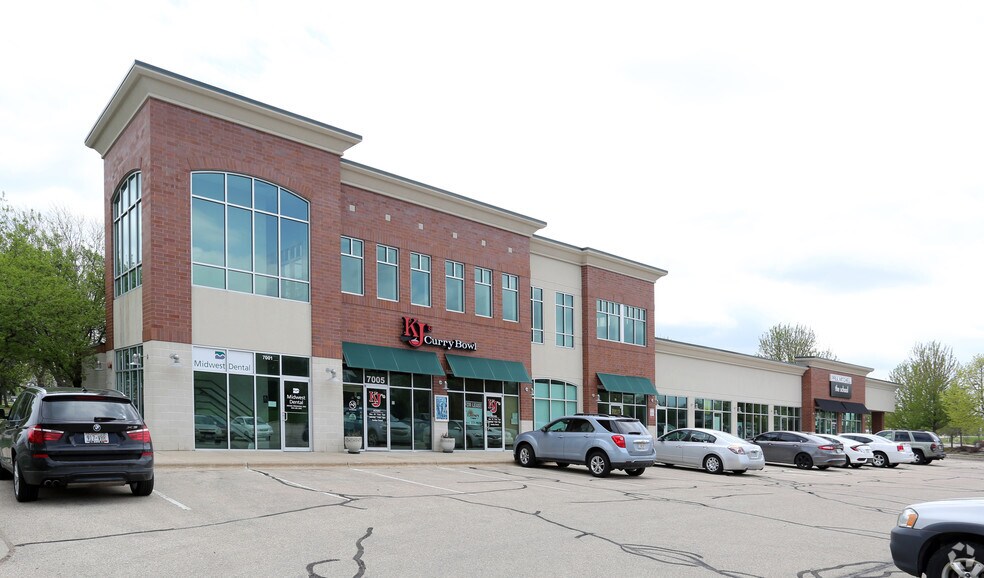 7001-7021 Tree Ln, Madison, WI for sale - Primary Photo - Image 1 of 1