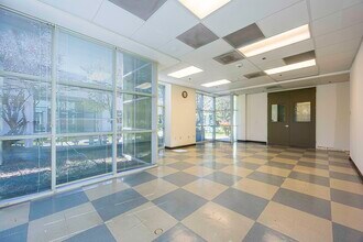 1435 N McDowell Blvd, Petaluma, CA for lease Interior Photo- Image 2 of 2