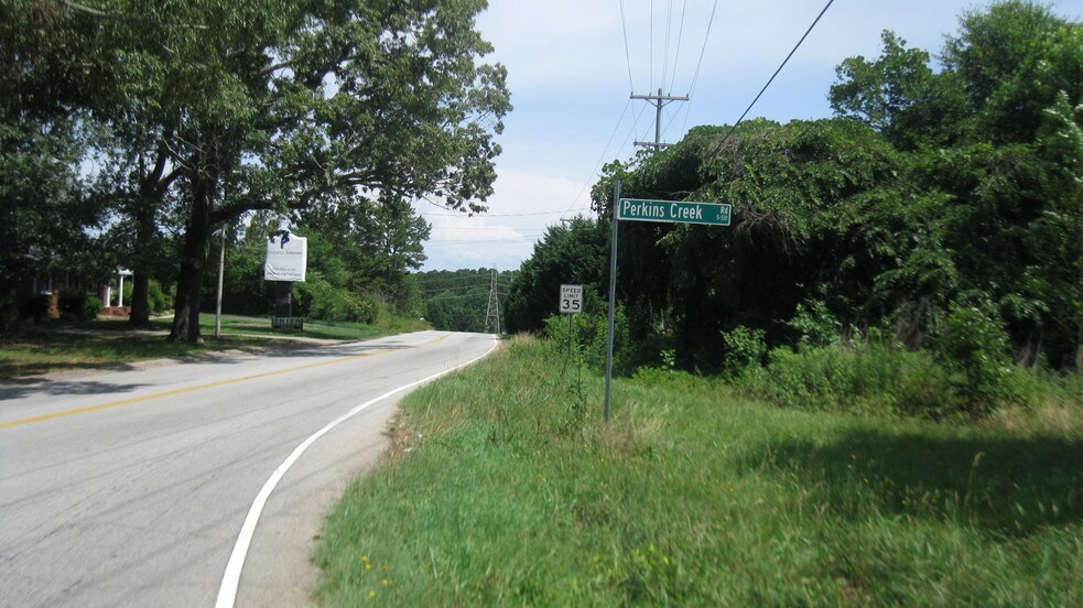 Perkins Creek Rd, Seneca, SC 29678