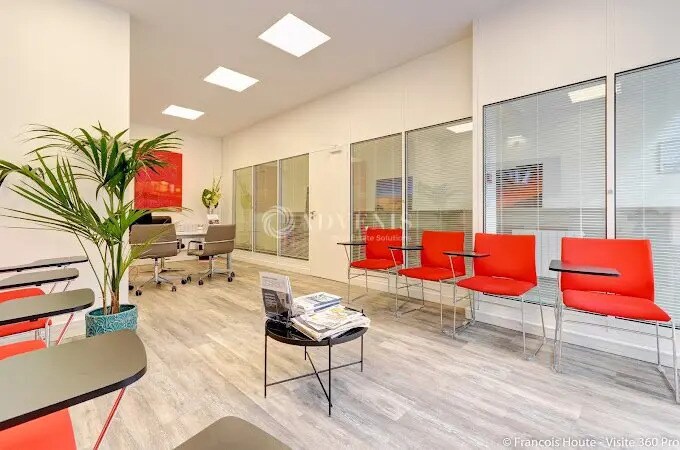 Office in Paris for sale Interior Photo- Image 1 of 7
